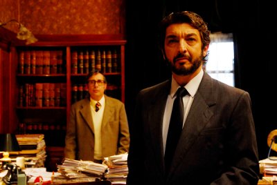 Szemekbe zárt titkok