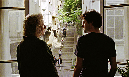 A másik oldalon - jelenet A másik oldalon - jelenet