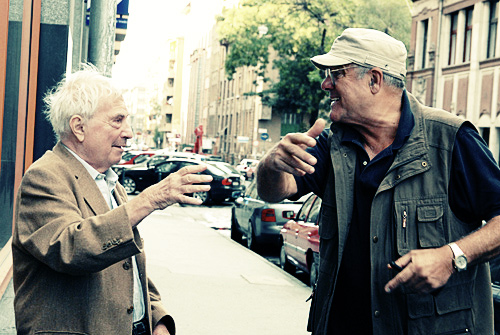 Bacsó Péter és Andor Tamás a Majdnem szűz forgatásán Forrás: [origo]