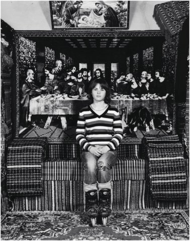 Korniss Péter: Lány görkorcsolyával (2008)