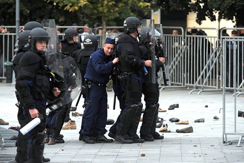 Földi Imre: Szolgálunk és félünk (2008)