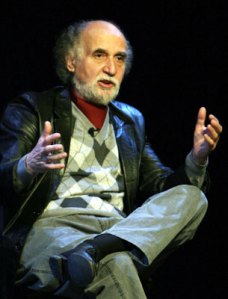 Sándor György (forrás: humorszerviz.hu)