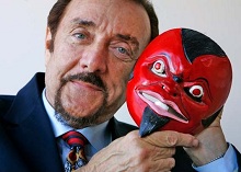 Philip Zimbardo (Thanks to yalaworld.net)