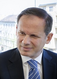 José Rodrigues dos Santos