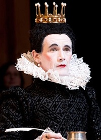 Mark Rylance (Olívia)