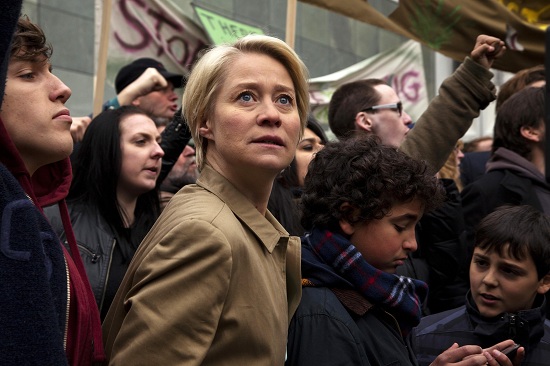 Annette K. Olensen: The Shooter (A mesterlövész)