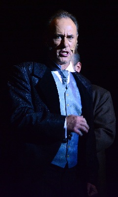 Szomor György (Scrooge)