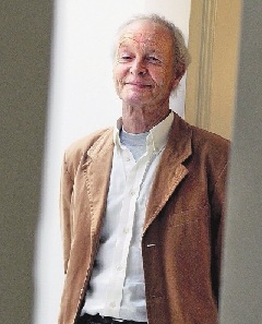 Guus Kuijer [ejtsd: kgűsz káüjer]