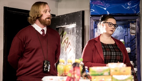 A hatóságok emberei (Zrinyi Gál Vince, Meggyes Krisztina)