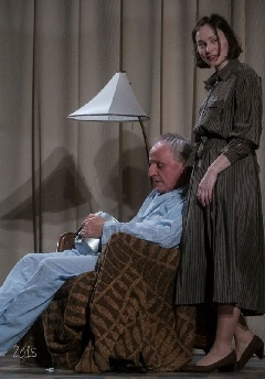 André (Lukáts Andor) és Anne (Hámori Gabriella) egymás elviselhetőségének határán