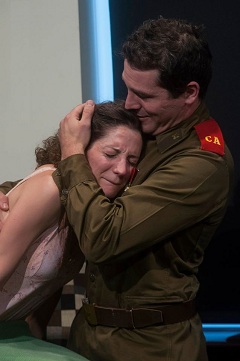 Erdélyi Tímea (Szonyecska), Mészáros András (Vitya)