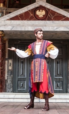 Antipholus, a szirakúzai (Simon Harrison)