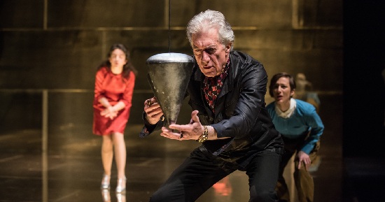 A három ládikás versengés Portia kezéért..