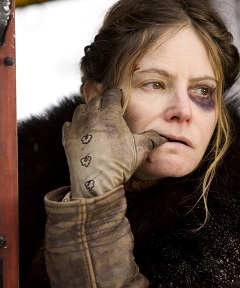 Jennifer Jason Leigh (Daisy Domergue)