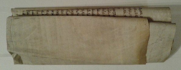 76. Sérült Tóratöredék