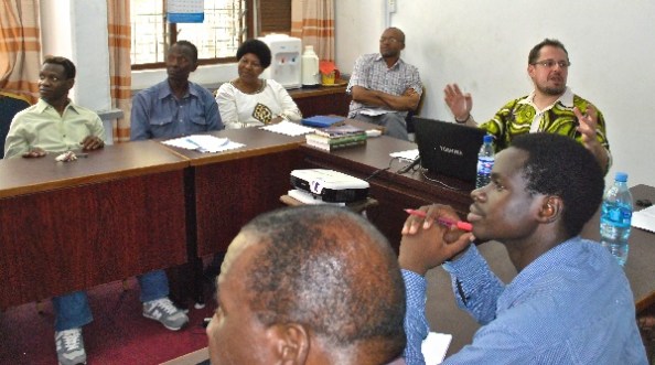 Előadás a Dar es-Salaami Egyetemen PhD-hallgatóknak és kollégáknak (2016)