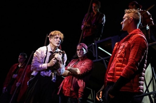 Nemecsek (Vecsei Miklós)  a Füvészkertben Áts Feri (Józan László) előtt